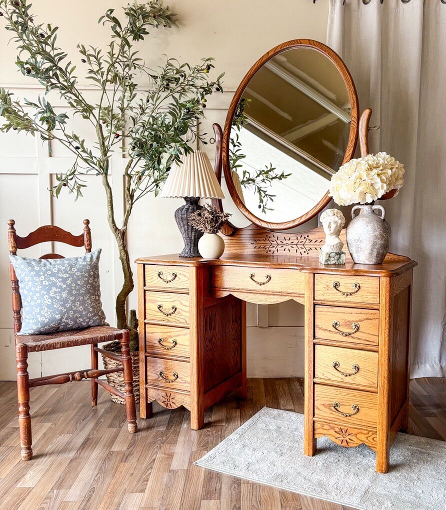 *FREE DELIVERY* Vintage Oak French Desk/Vanity Set