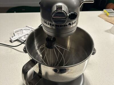 Kitchen Aid Professional 5 Plus Mixer
