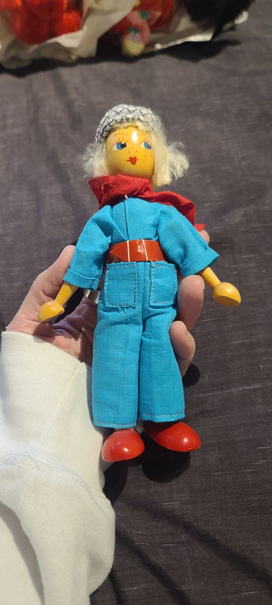 Polish Gromada Wooden Peg Doll 7 1/2" Polish Folk Art Doll