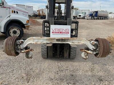 EATON / SPICER Front Axle Assembly