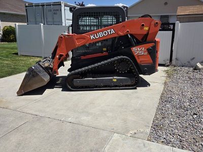 2020 Kubota SVL75-2 Enclosed Track Skid Steer Loader