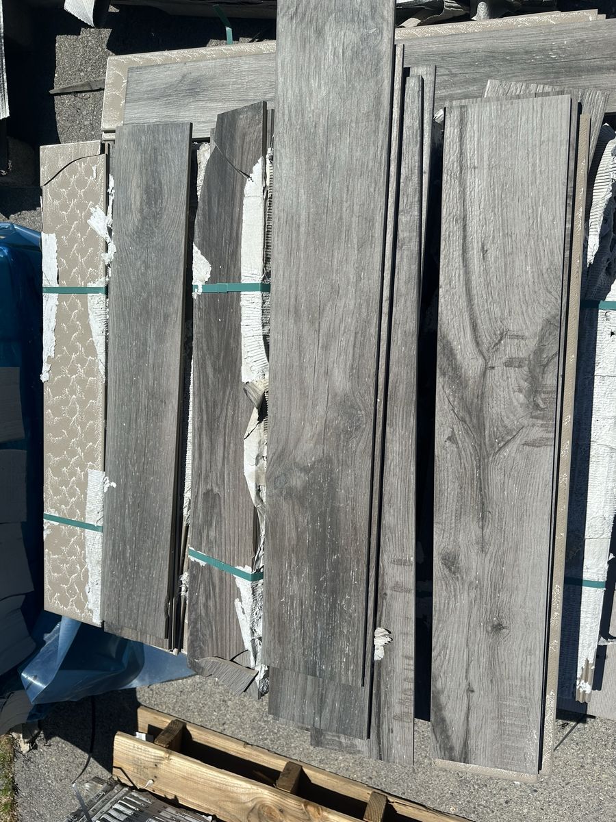 Modern Tile Ceramic Tile Parking Lot Sale