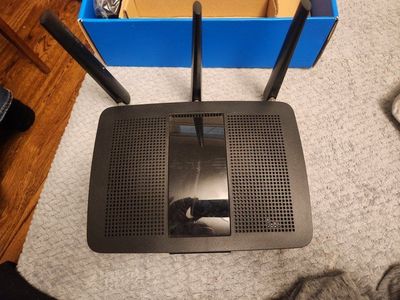 Linksys EA7500 (Max-Stream AC1900 MU-MIMO Gigabit Router)