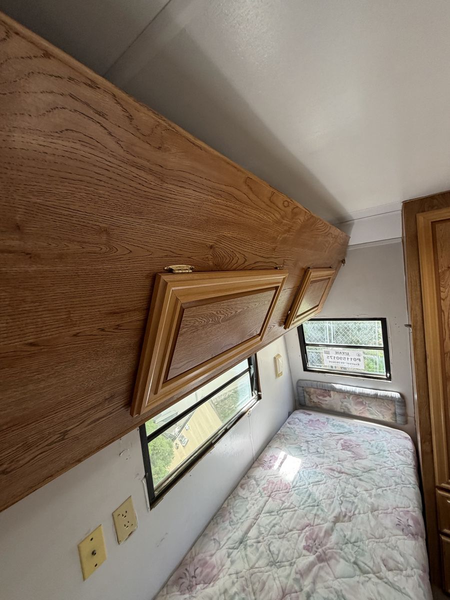 Main image 13