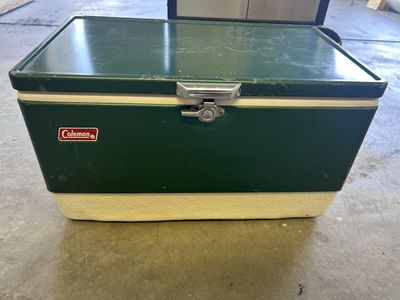 Vintage Vintage Coleman Snow Lite Cooler Green Metal Model 5254-700 w/ Box