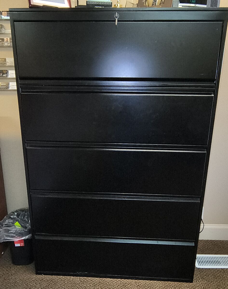 4 Drawer Metal Lateral File Cabinet (x2)