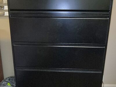 4 Drawer Metal Lateral File Cabinet (x2)