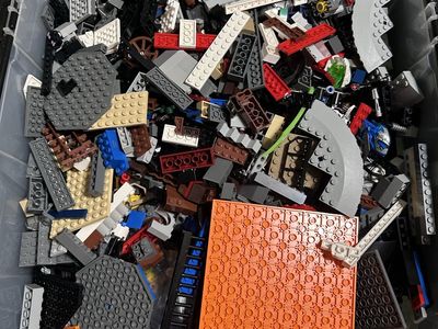 25 pounds of LEGO