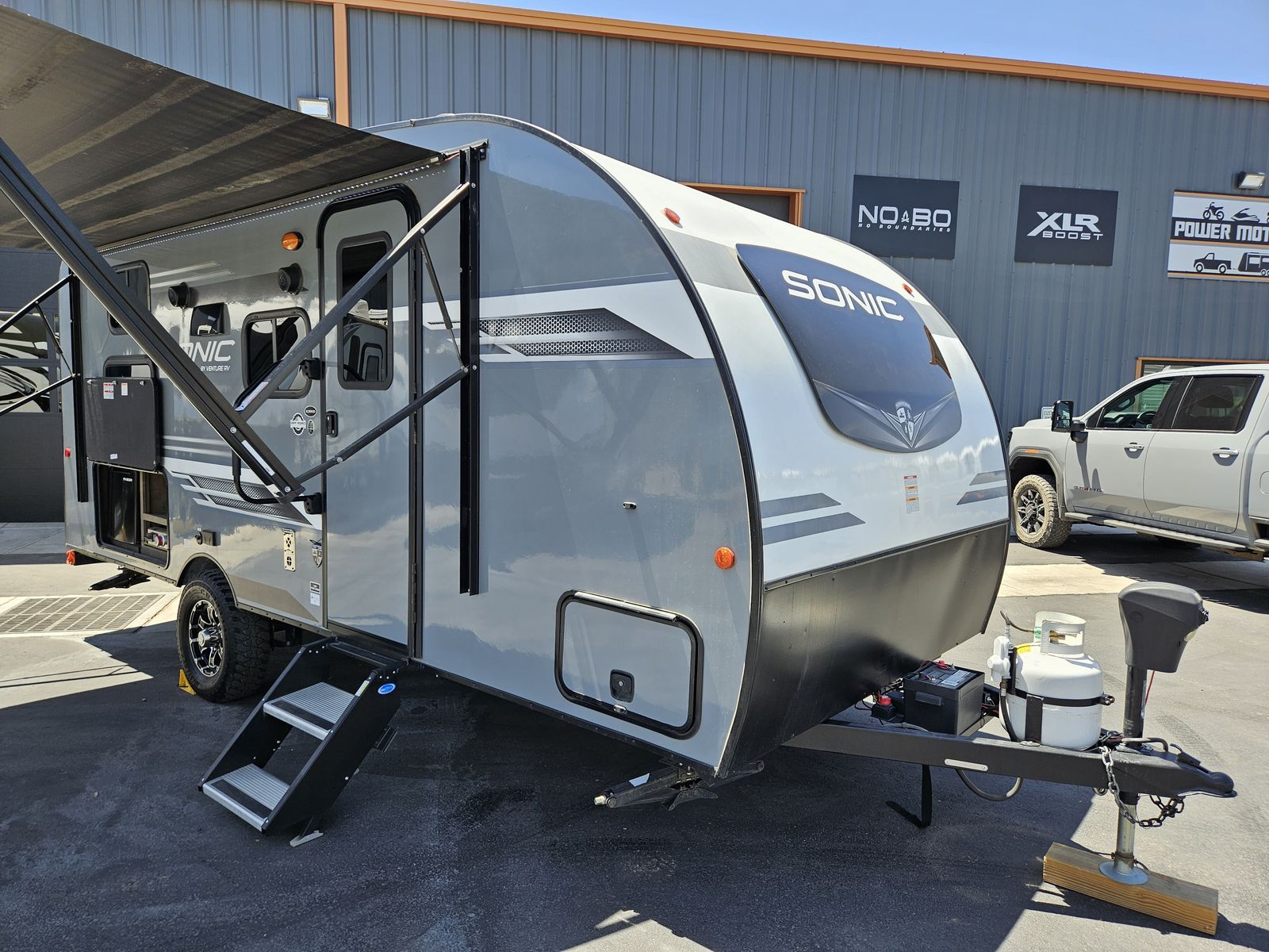 2023 Sonic Lite 169VUD Bunk House Travel Trailer Only 3600 Pounds!