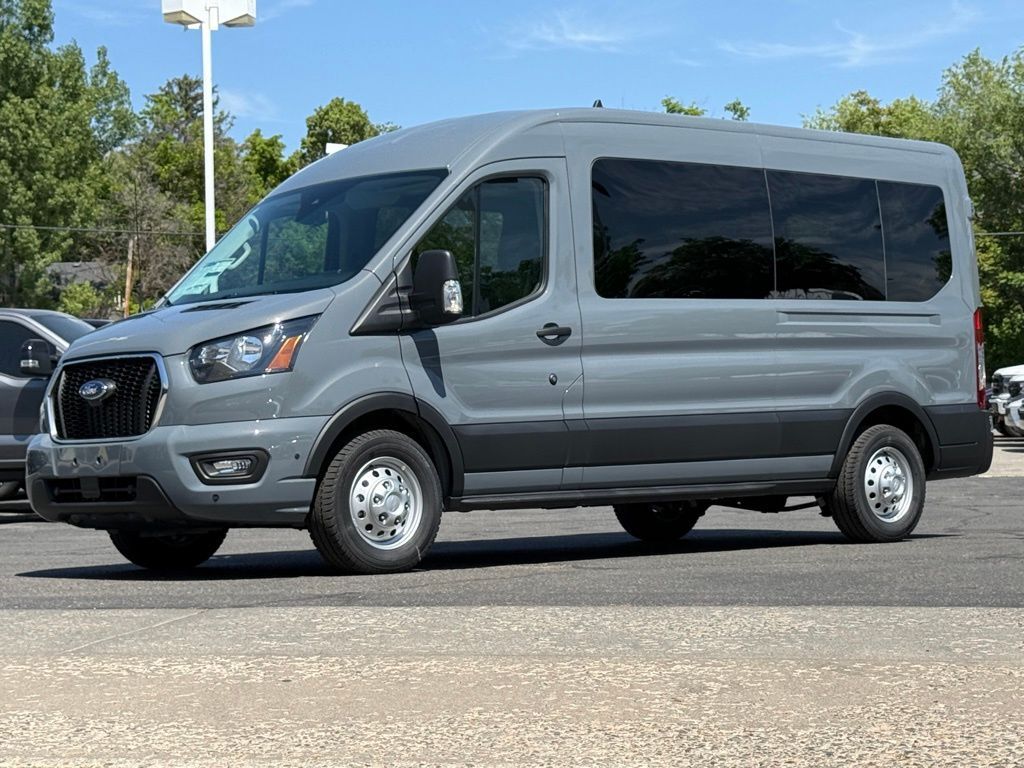 2025 Ford Transit 350 XLT