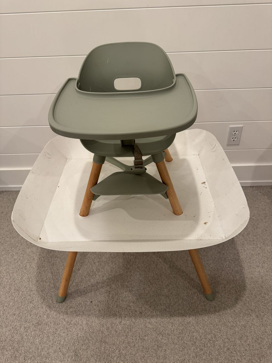 Catchy high chair