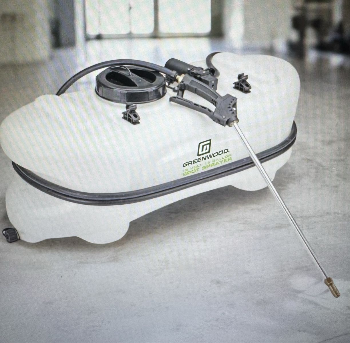 Greenwood 12V 15 Gallon charges to vehicle battery yard truck ATV Mount