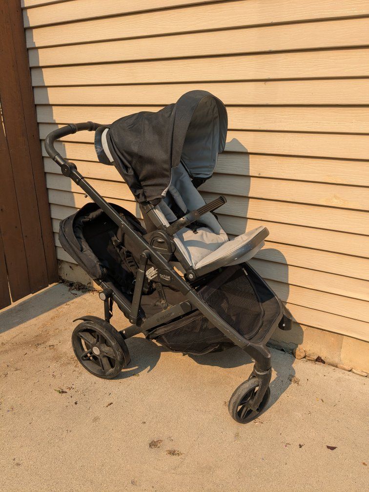 Double stroller (Britax B Ready)