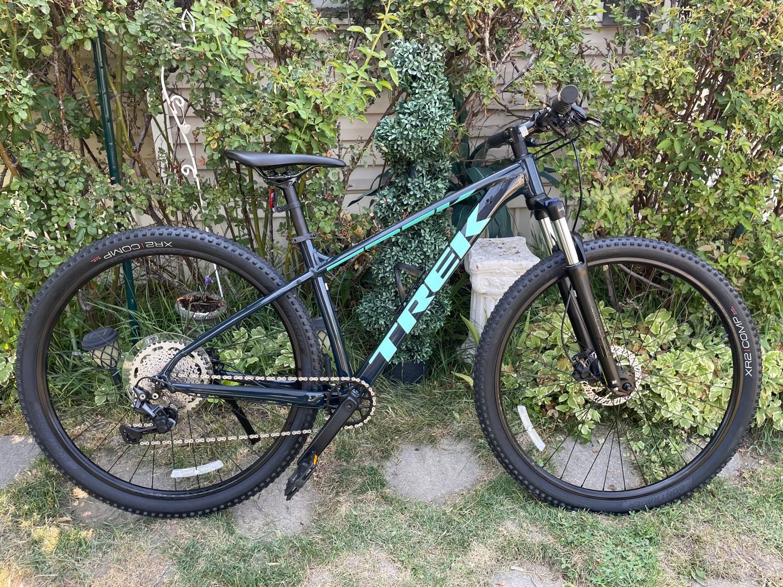 Trek Marlin 6 Mountain Bike