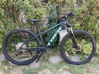 Trek Marlin 6 Mountain Bike