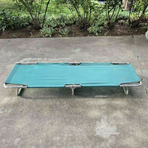Outdoor Camping Cot Folding Camping Bed Sleeping Bed for Kids & Adult