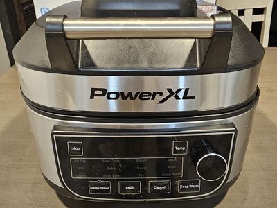 The PowerXL Grill Air Fryer Combo in Silver. Its in great condition looking for a new home. $50 obo