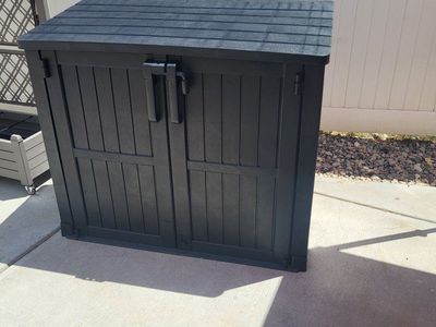 Keter 36cu.ft Outdoor Lockable Storage Shed* Black