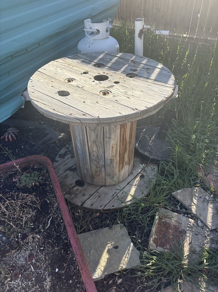 Free Wire Spool