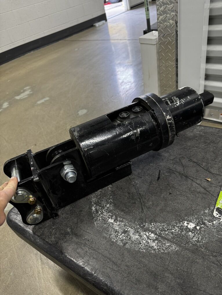 New Excavator Auger Motor