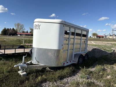 Maverick 2 Horse Slant Bumper Pull