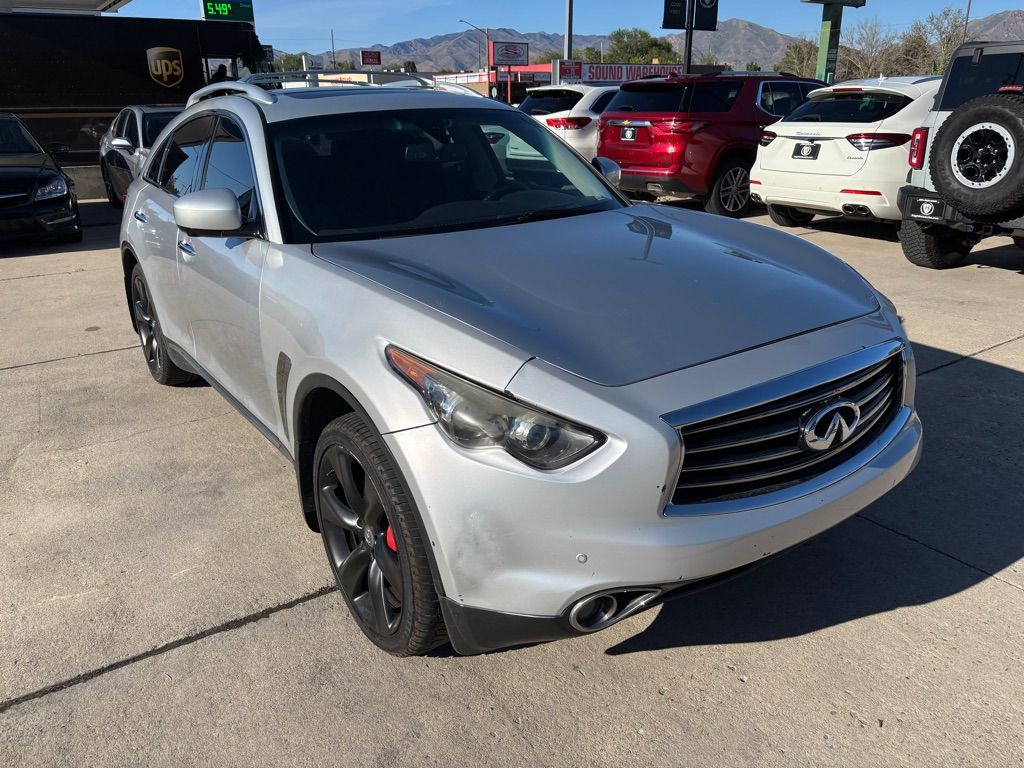 2014 Infiniti QX70 Base