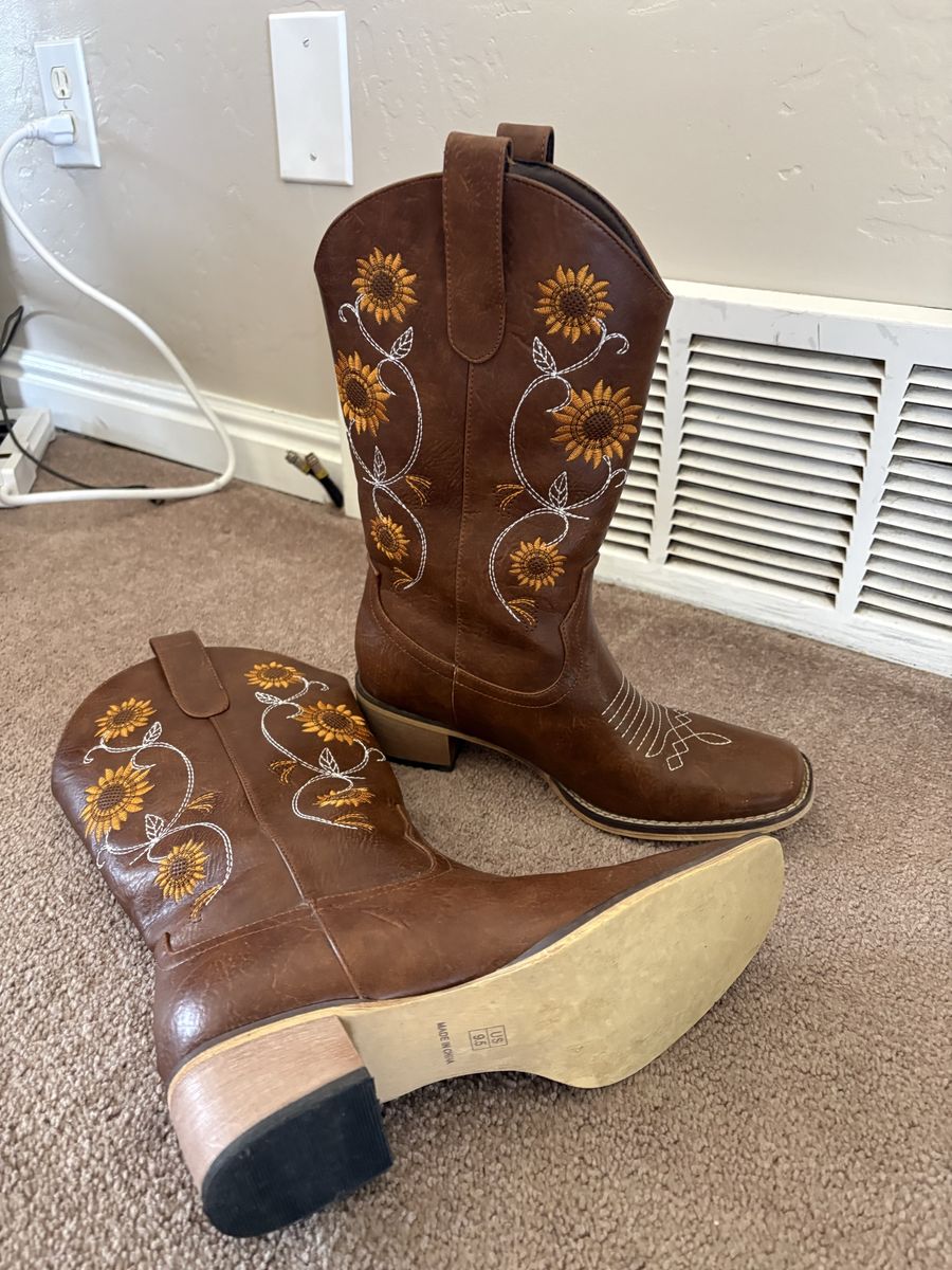 Faux leather boots size 9.5 women’s