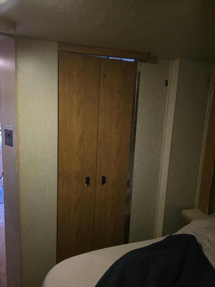 Main image 27