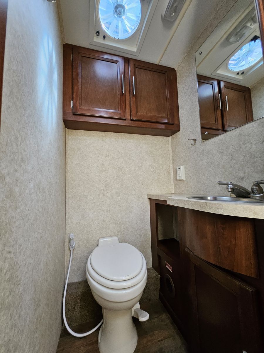 Main image 17
