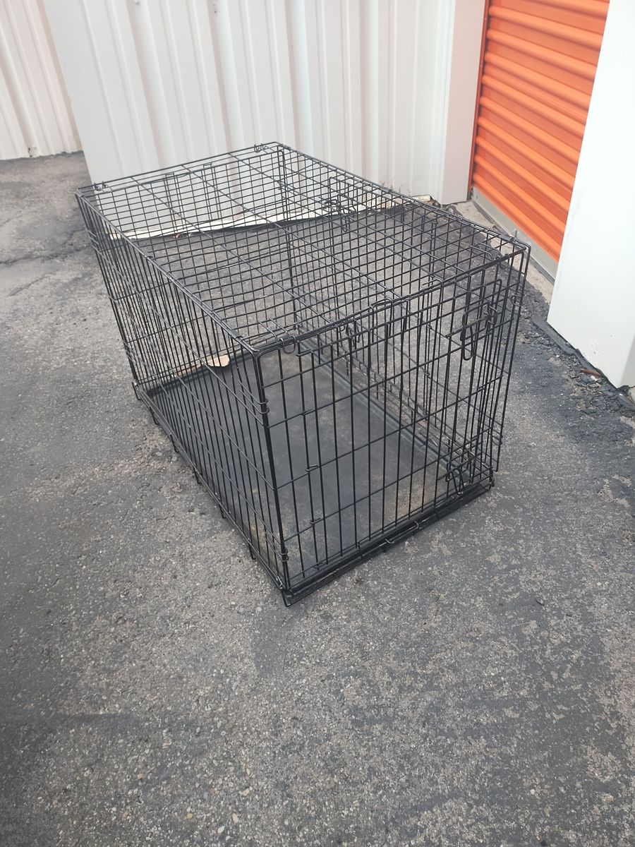 Dog  Crates Few Sizes