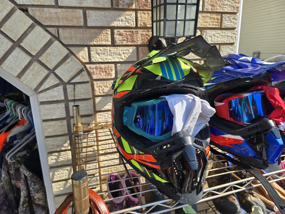 Youth/Adult Motocross Dirt Bike Helmet with Goggles - Size XXXL