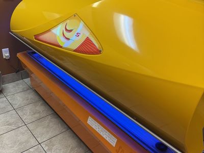 Soltron hot pepper tanning bed