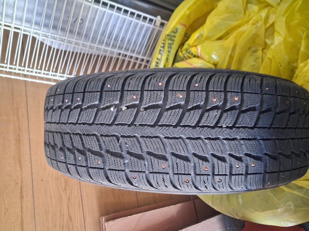 snow tires 195 65 R15