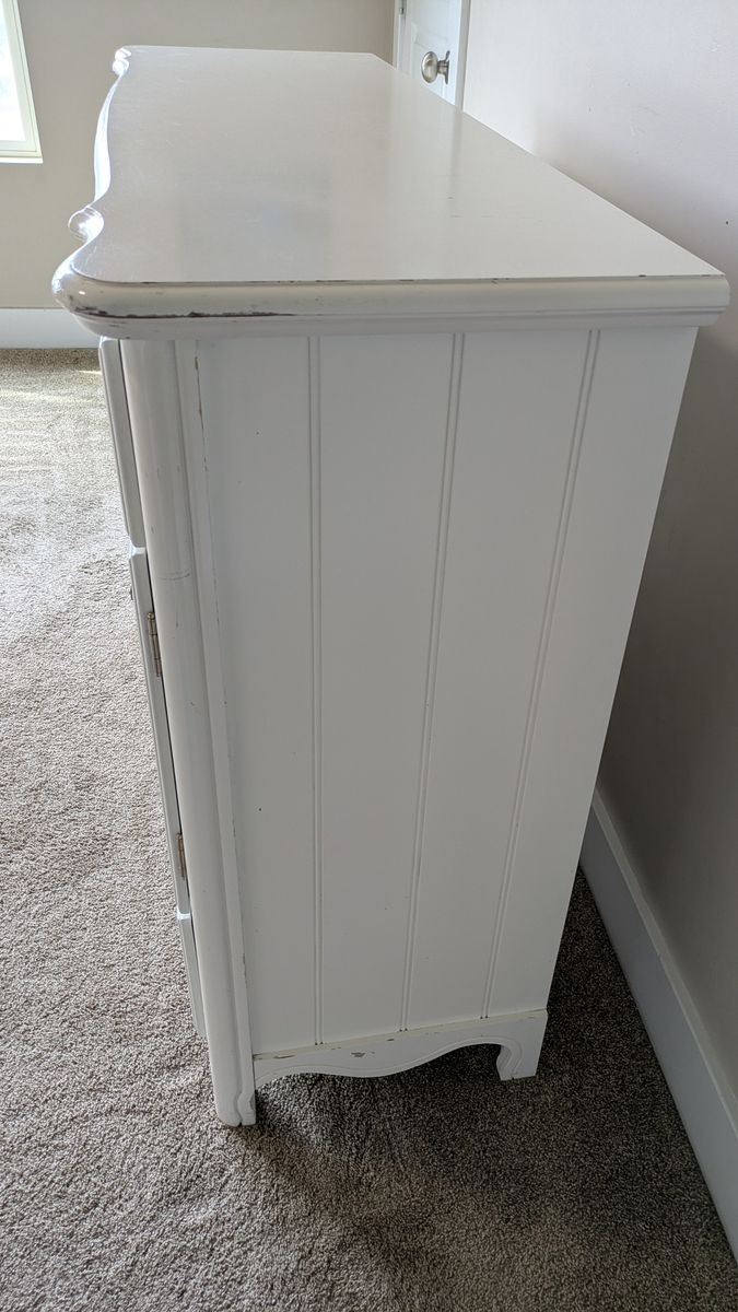 Main image 3