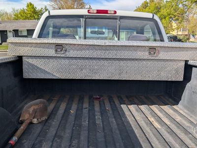 Truck bed toolbox
