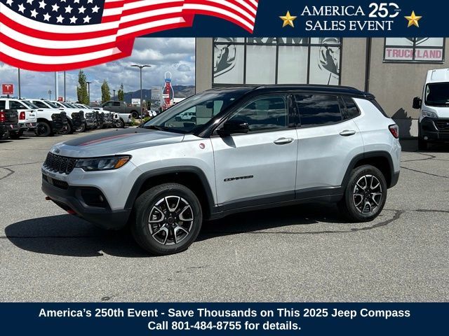2025 Jeep Compass Trailhawk