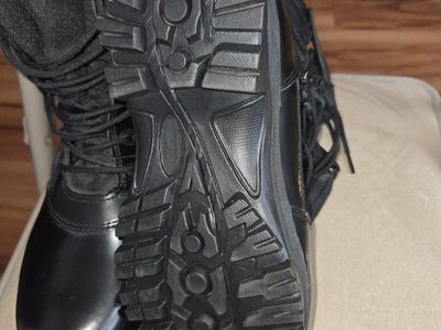 Tactical Research by Belleville TR982WP Black Combat Boots Men's 9.5R Leather Upper Side Zipper
