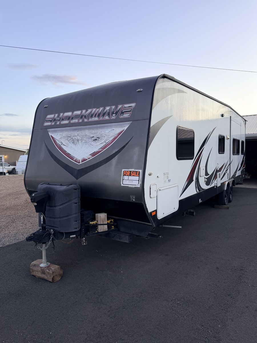 2016 Forest River Shockwave DX Toy Hauler M-27fqdx