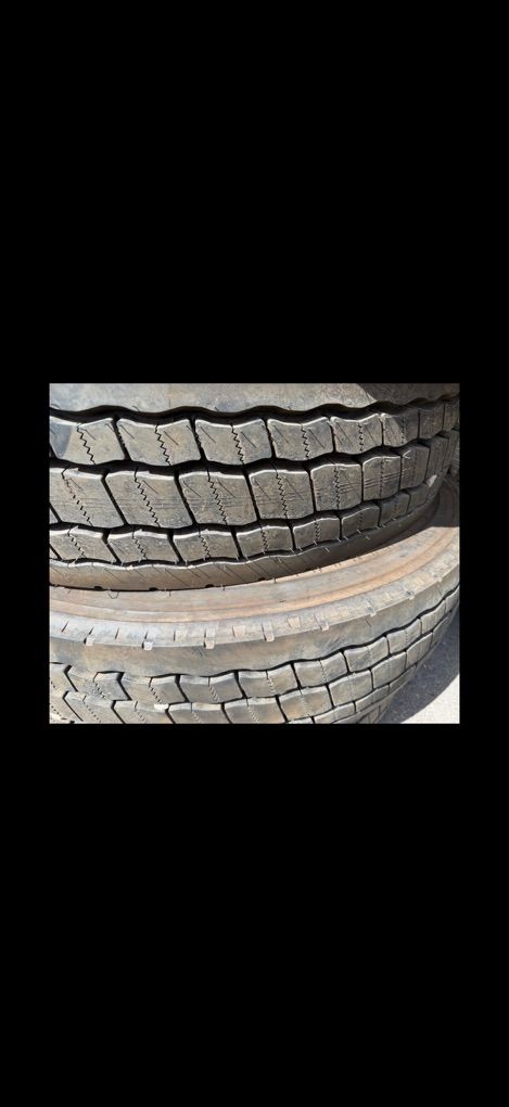 Bridgestone M713 11R22.5