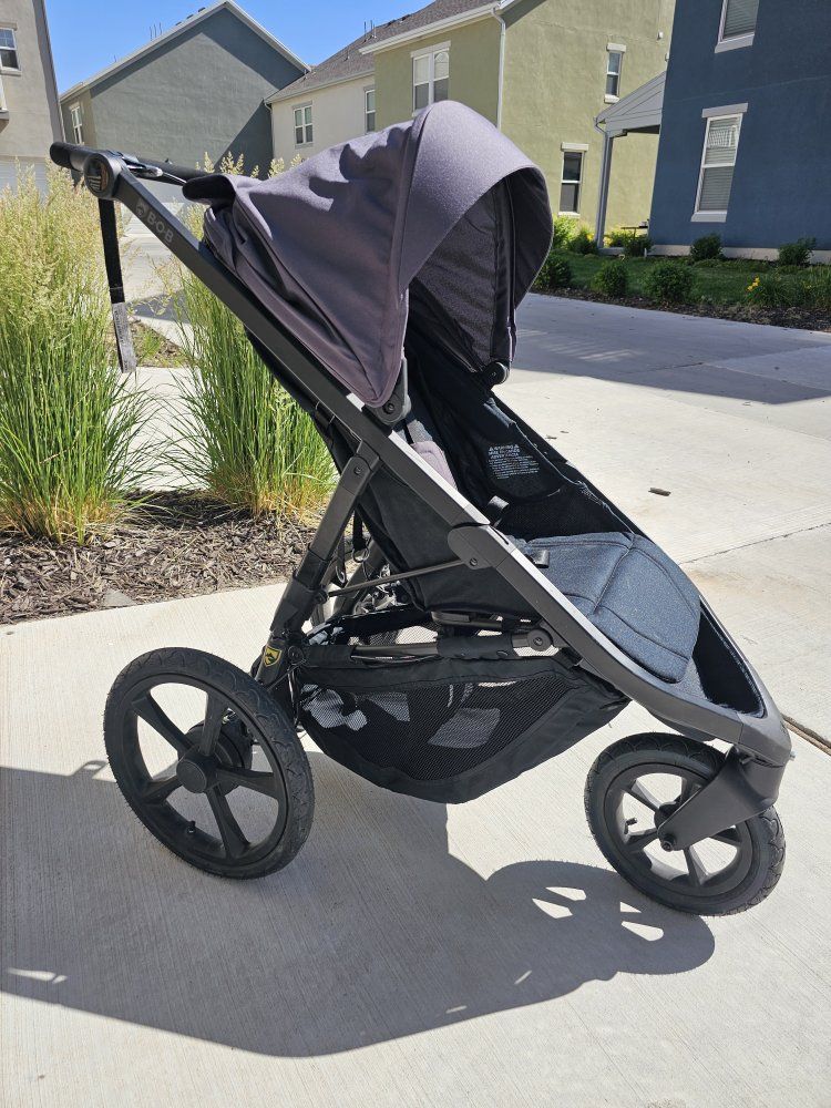 BOB Wayfinder Stroller
