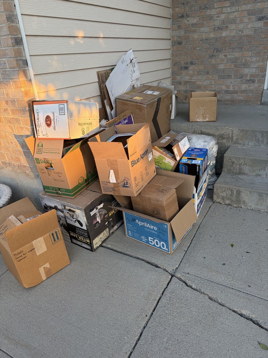 FREE MOVING BOXES AND PACKING SUPPLIES