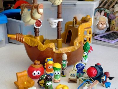 VeggieTales Pirate Ship Playset with Figures & Accessories: