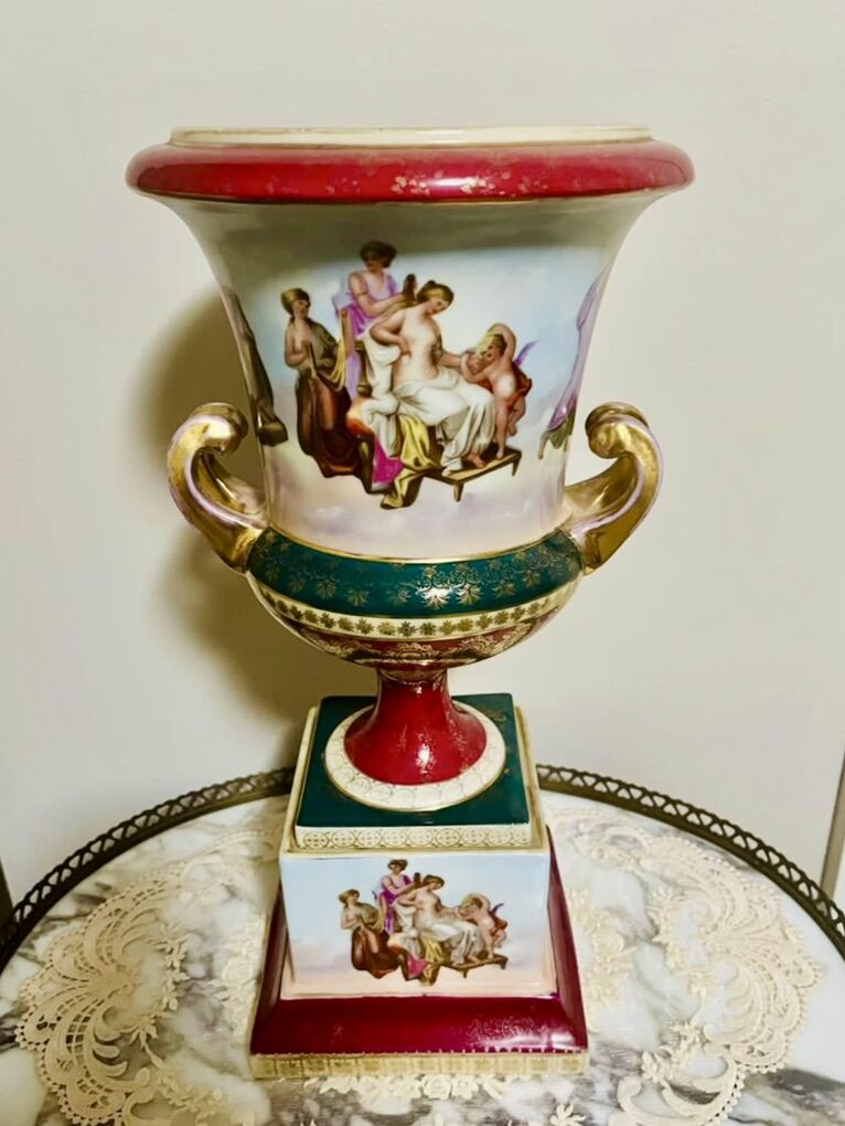VINTAGE ROYAL VIENNA PORCELAIN URN VASE 17 in TALL