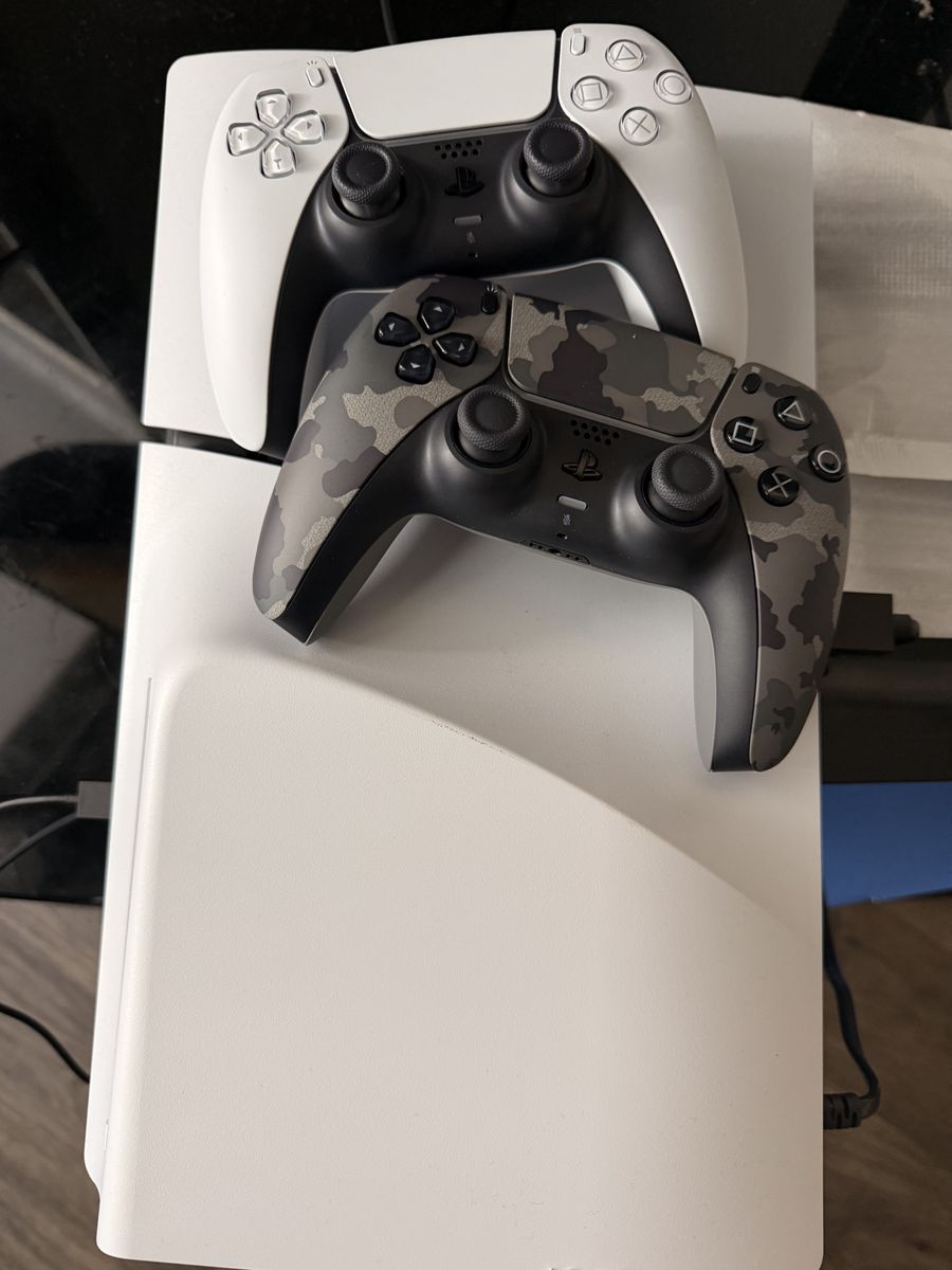 Ps5 Bundle W/ Camo Controller