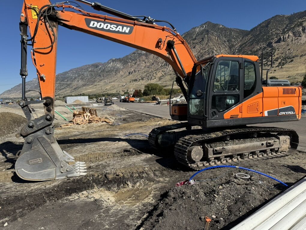 2022 Doosan Dx170