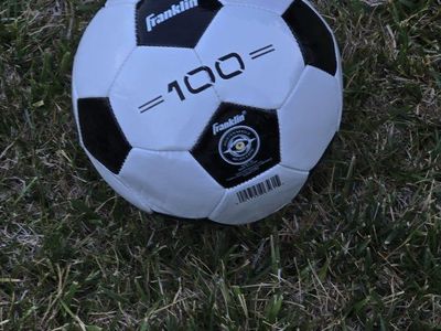 size 4 Franklin soccer ball free new