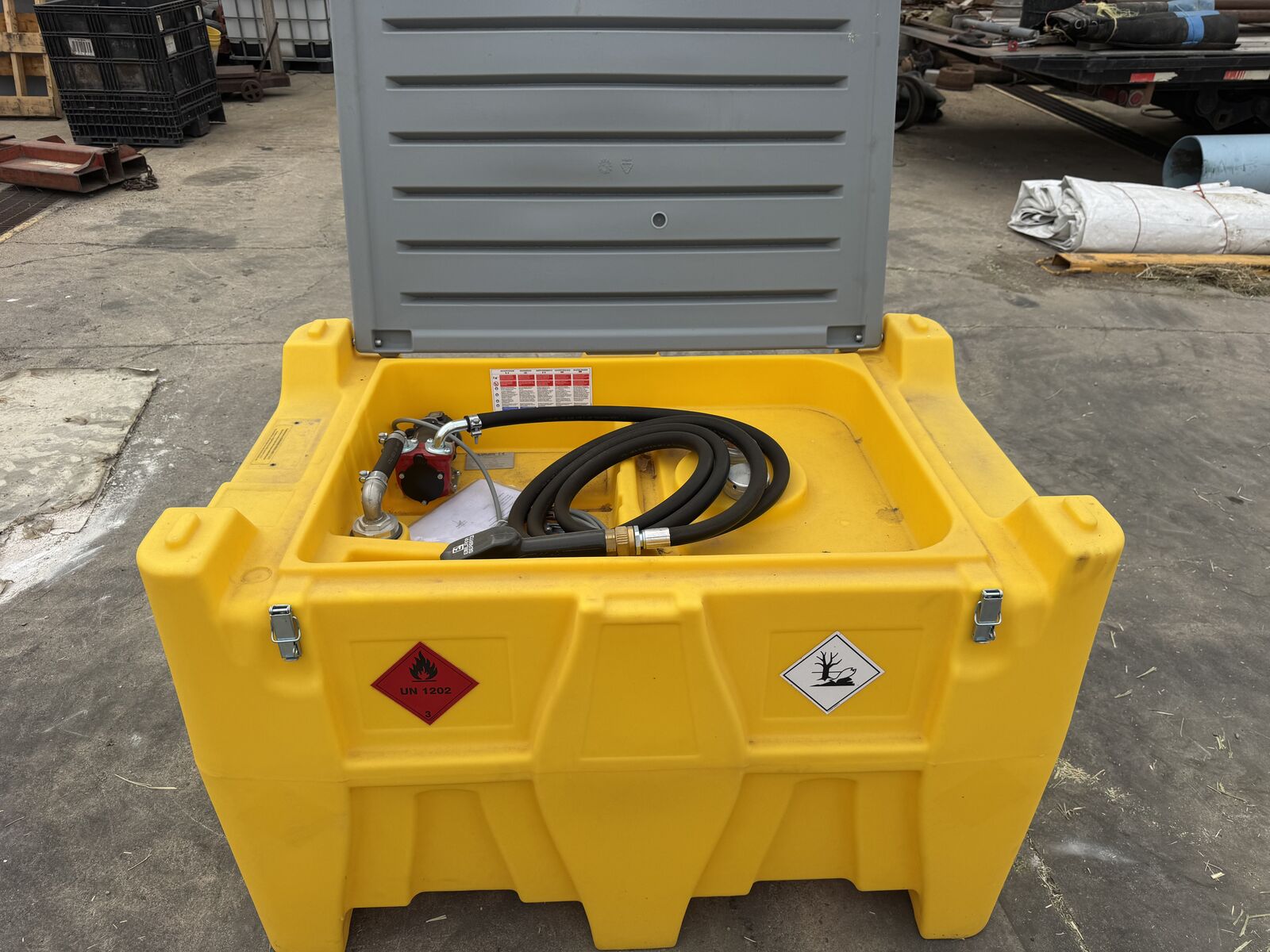 116 gallon fuel tank.