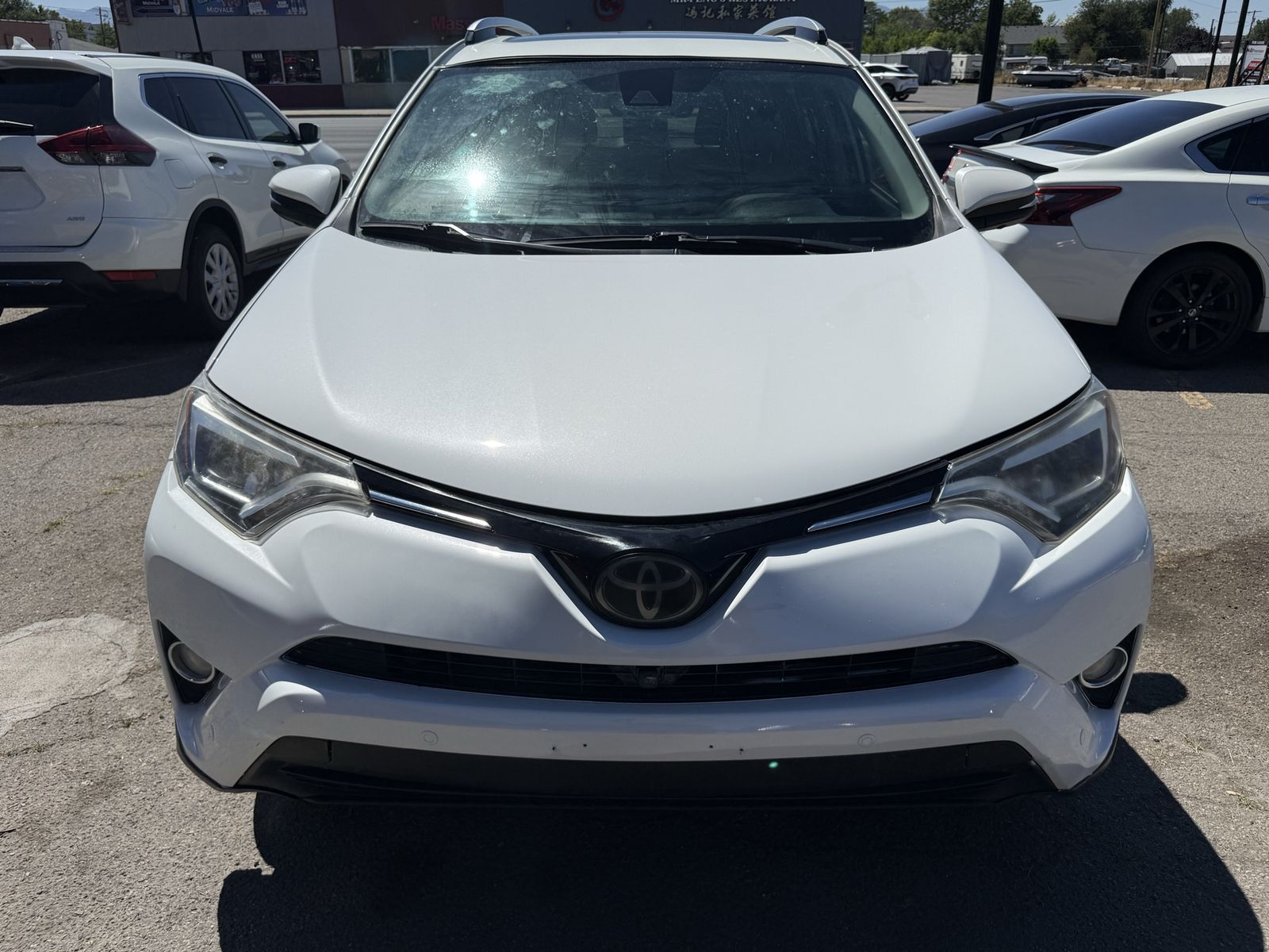 2016 Toyota RAV4 XLE Premium