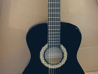 Brand New 3/4 size Classical Guitar - Karl Schneider CG 821 BK (In Box!) - Black