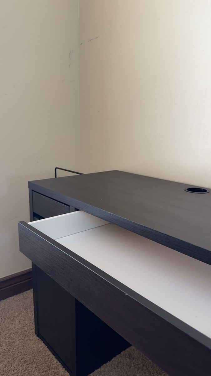 Main image 6